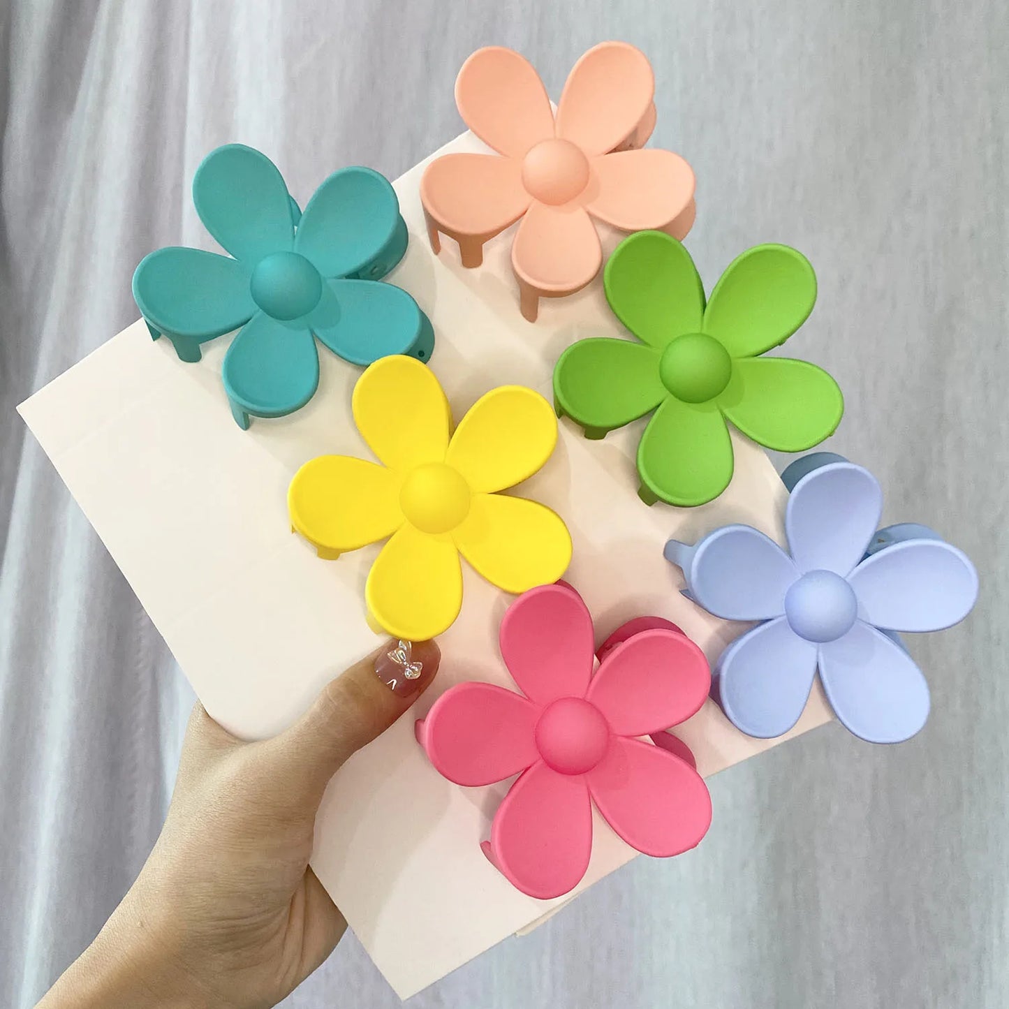 Large Flower Claw Clips For Women Fashion Hair Claw Hair Clamps Girls Matte Hairpins Sweet Headwear Barrette Hair Accessories